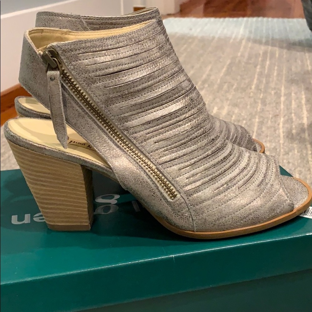 Paul Green Cayanne peep toe bootie
